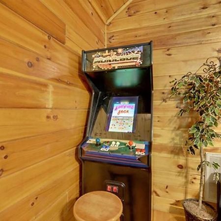 Creekside Paradise Found! One-Bedroom Mountain Cabin In Pigeon Forge Sevierville Luaran gambar