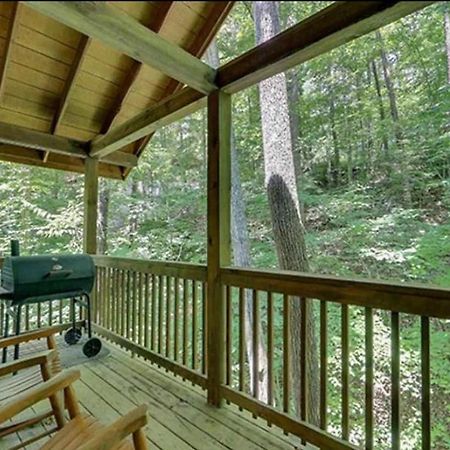 Creekside Paradise Found! One-Bedroom Mountain Cabin In Pigeon Forge Sevierville Luaran gambar
