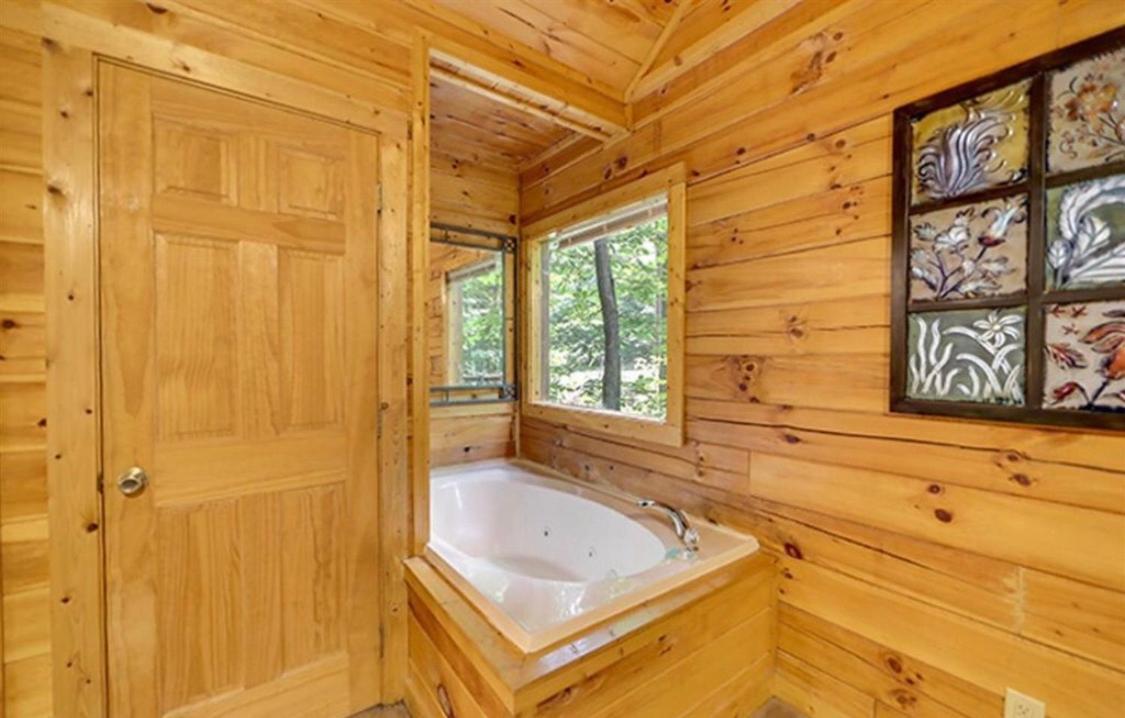 Creekside Paradise Found! One-Bedroom Mountain Cabin In Pigeon Forge Sevierville Luaran gambar